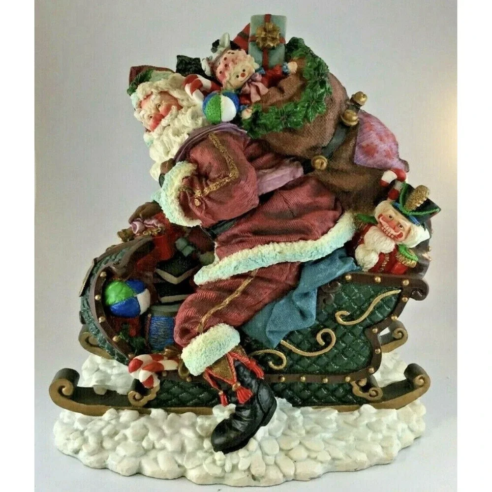 Vintage Santa In Sleigh Figurine 16